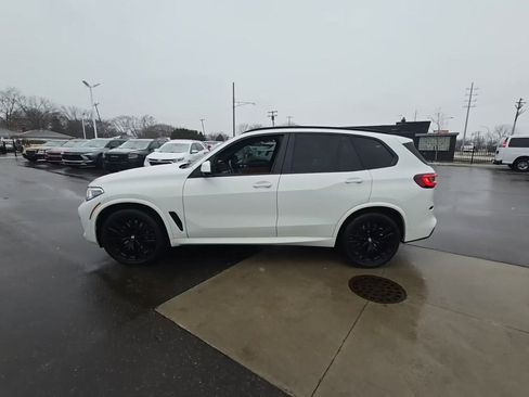 Used 2023 BMW X5 M50i w/ Executive Package image 1