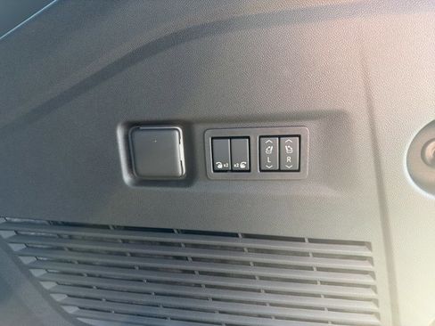 New 2026 Chevrolet Suburban High Country image 37