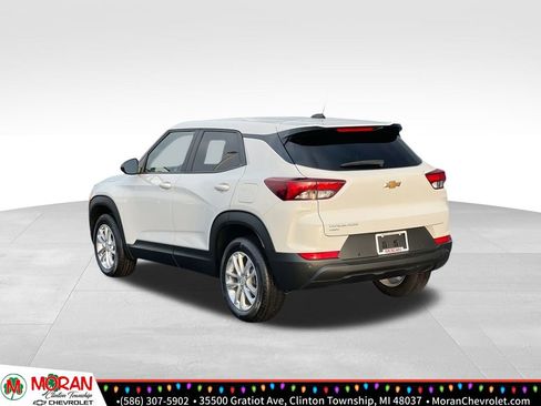 Certified 2025 Chevrolet TrailBlazer LS w/ LS Convenience Package image 4