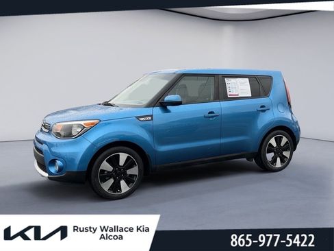 Used 2018 Kia Soul + image 1