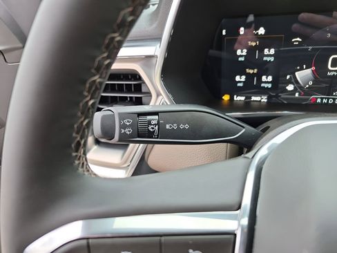 New 2026 GMC Canyon Denali w/ LPO, Denali Black Edition image 35