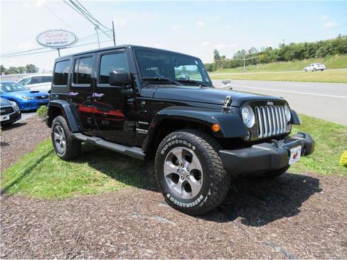 Used 2018 Jeep Wrangler Unlimited Sahara w/ Max Tow Package image 1