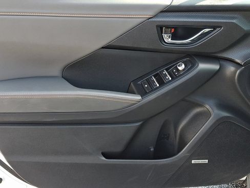 Certified 2025 Subaru Crosstrek 2.5i Limited w/ Crosstrek Mirror Package AWD/4WD image 14