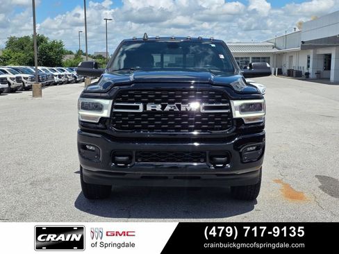 Used 2022 RAM 2500 Big Horn w/ Level C Equiment Group AWD/4WD image 2