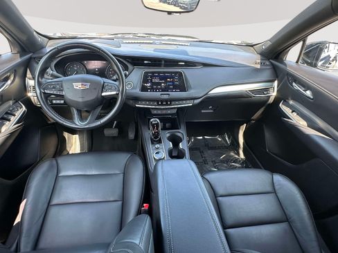 Used 2023 Cadillac XT4 Premium Luxury w/ Technology Package AWD/4WD image 7