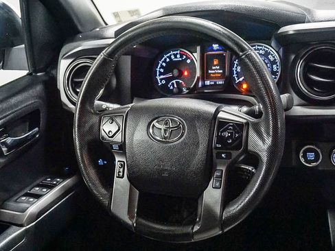 Certified 2021 Toyota Tacoma TRD Sport w/ Technology Package image 18