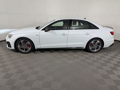 Used 2022 Audi A4 2.0T Prestige AWD/4WD image 2