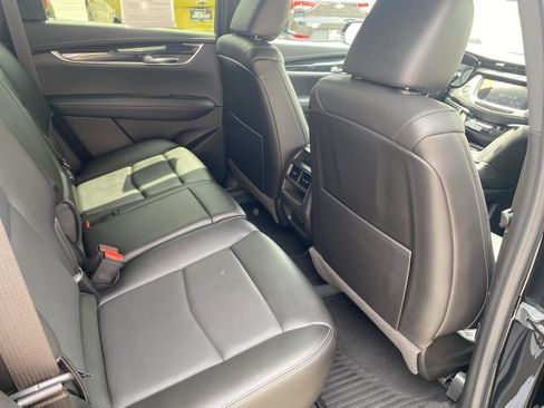 Used 2021 Cadillac XT5 Premium Luxury w/ LPO, Floor Liner Package AWD/4WD image 28