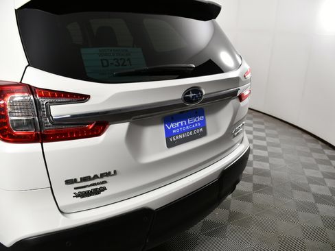 Used 2023 Subaru Ascent Limited w/ Technology Package image 15