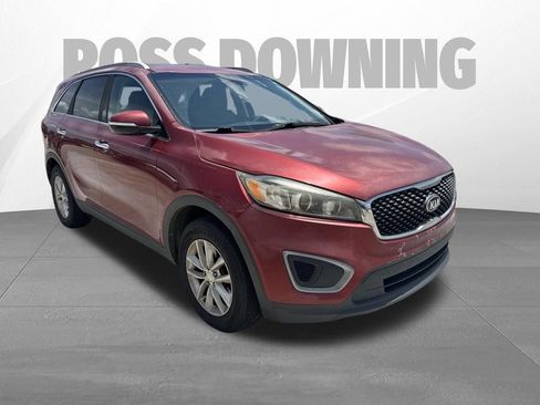 Used 2016 Kia Sorento FWD image 3
