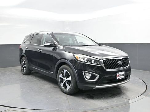 Used 2018 Kia Sorento EX AWD/4WD image 4