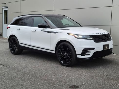 Used 2025 Land Rover Range Rover Velar Dynamic HSE image 10