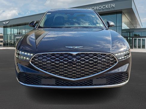 Used 2024 Genesis G90 3.5T AWD/4WD image 3