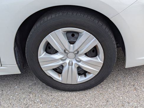 Used 2016 Subaru Legacy 2.5i AWD/4WD image 11