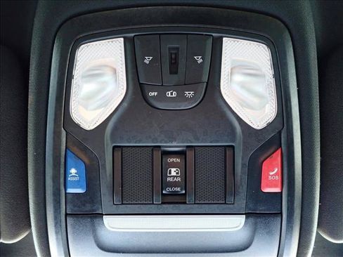 Used 2024 RAM 2500 Big Horn w/ Night Edition AWD/4WD image 22