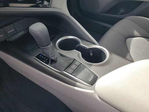 Used 2024 Toyota Camry LE w/ Convenience Package image 20