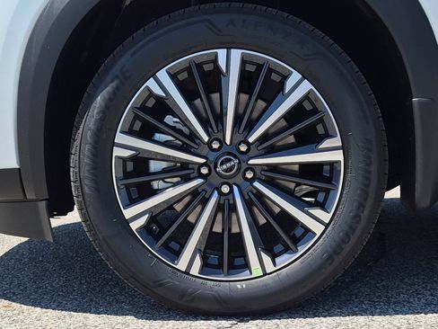New 2026 Nissan Pathfinder Platinum AWD/4WD image 6