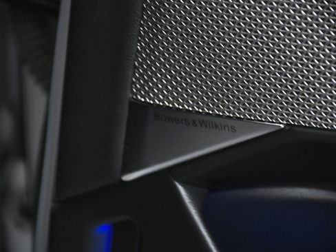 Used 2025 BMW 740i image 29