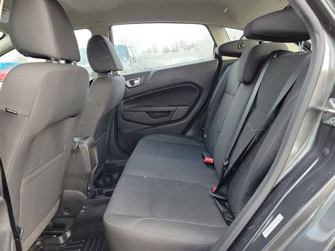 Used 2015 Ford Fiesta SE image 10