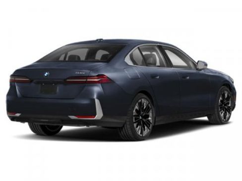 New 2026 BMW 530i xDrive w/ M Sport Package image 2