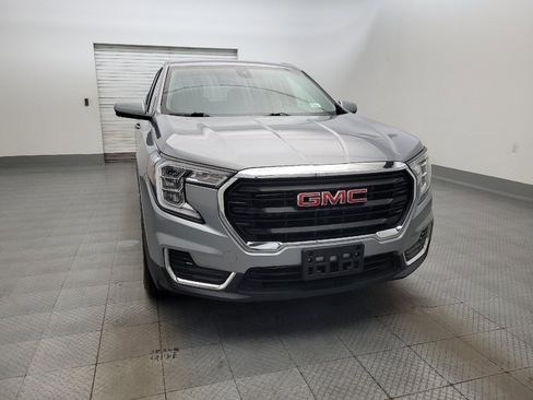 Used 2024 GMC Terrain SLE FWD image 14