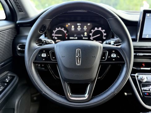 Used 2022 Lincoln Corsair FWD image 22