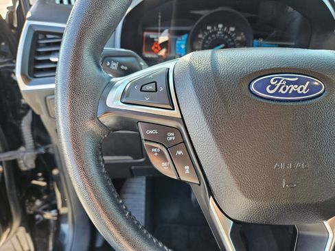 Used 2023 Ford Edge SEL AWD/4WD image 20