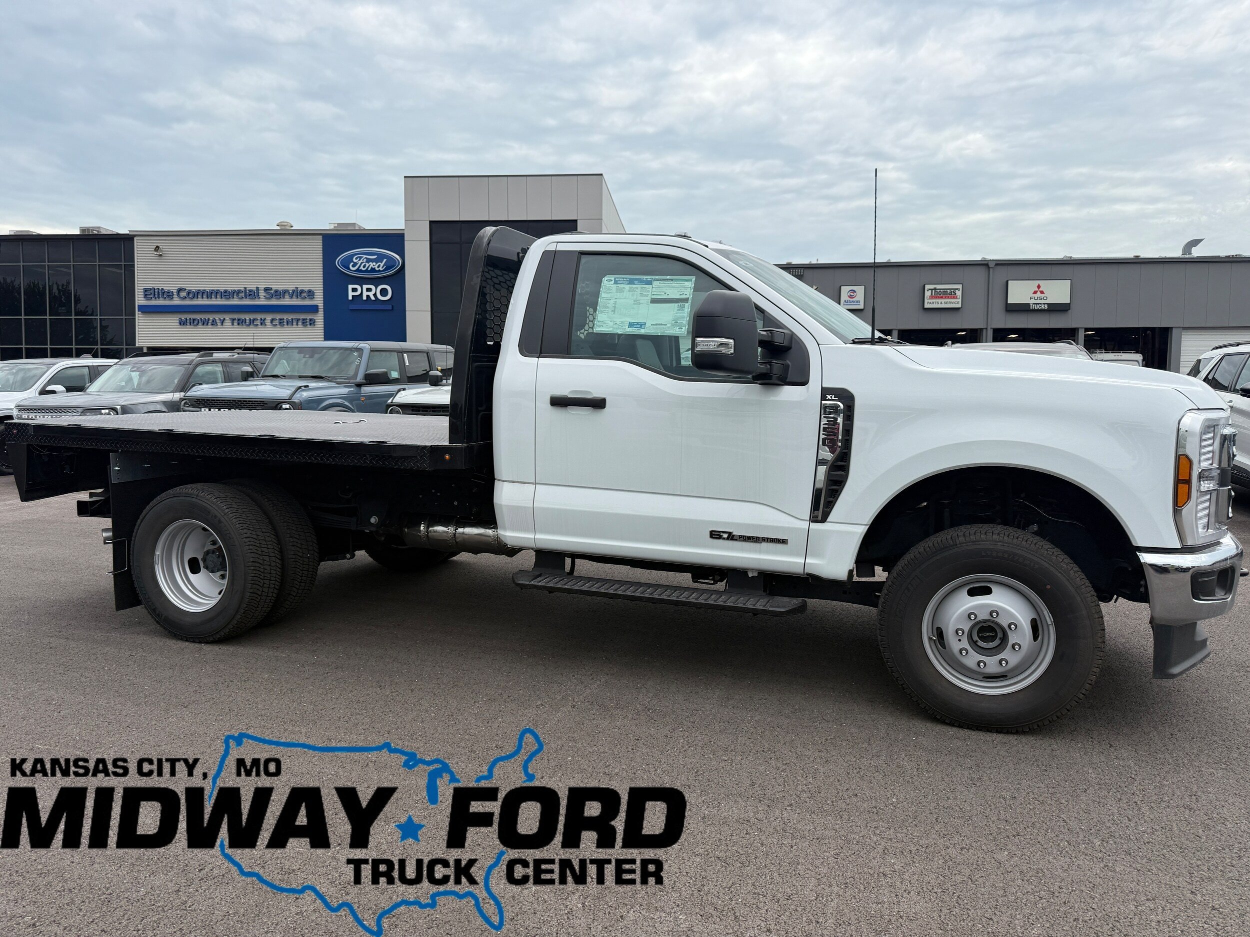 New 2025 Ford F350 XL w/ XL Chrome Package AWD/4WD image 1