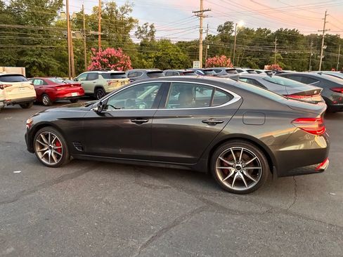 Used 2025 Genesis G70 2.5T AWD/4WD image 4