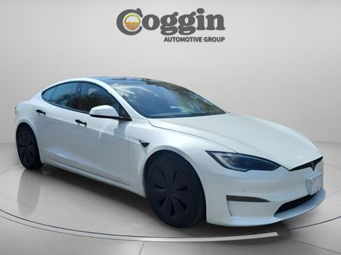 Used 2022 Tesla Model S image 7