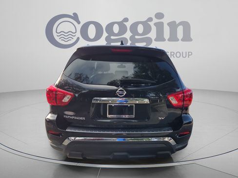Used 2020 Nissan Pathfinder SV FWD image 4