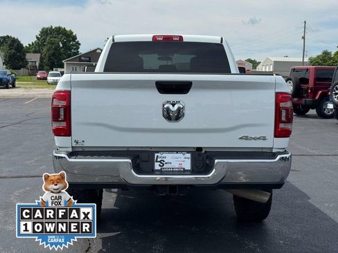 Used 2024 RAM 2500 Tradesman w/ Chrome Appearance Group AWD/4WD image 5