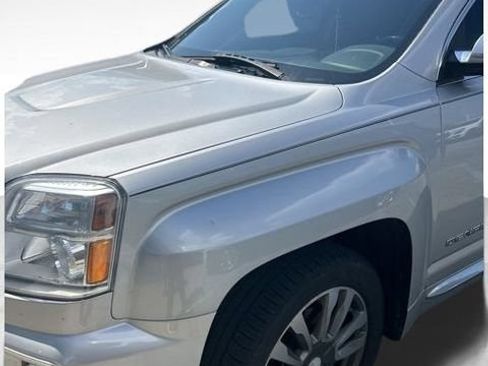 Used 2016 GMC Terrain Denali AWD/4WD image 3
