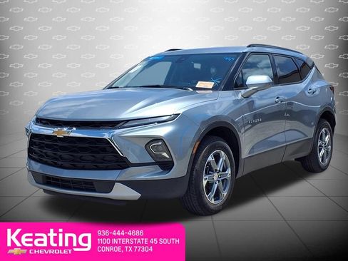 Used 2024 Chevrolet Blazer LT w/ Convenience Package FWD image 4