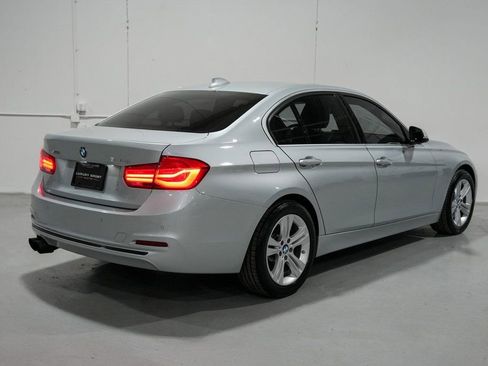 Used 2017 BMW 330i xDrive 330i xDrive image 6