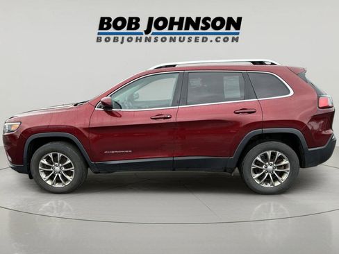 Used 2020 Jeep Cherokee Latitude Plus w/ Cold Weather Group AWD/4WD image 6