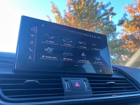 Used 2021 Audi SQ5 Premium Plus w/ Premium Plus Package image 18