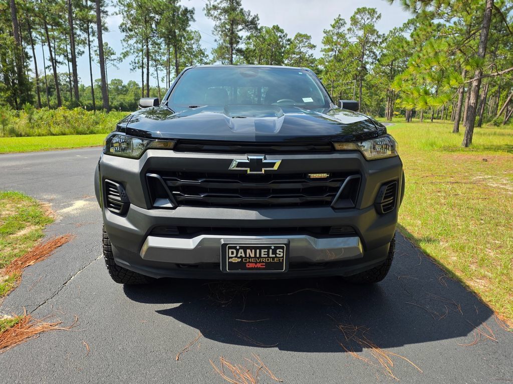 Used 2024 Chevrolet Colorado Trail Boss w/ Advanced Trailering Package AWD/4WD image 8