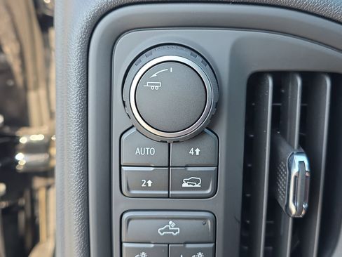 New 2026 Chevrolet Silverado 1500 Custom image 24