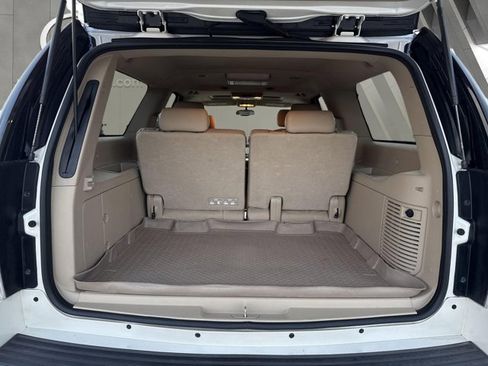 Used 2014 GMC Yukon XL Denali image 20