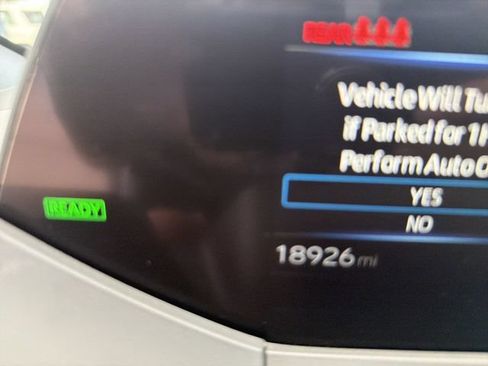 Used 2025 Toyota Prius Limited w/ Limited Premium Package FWD image 13