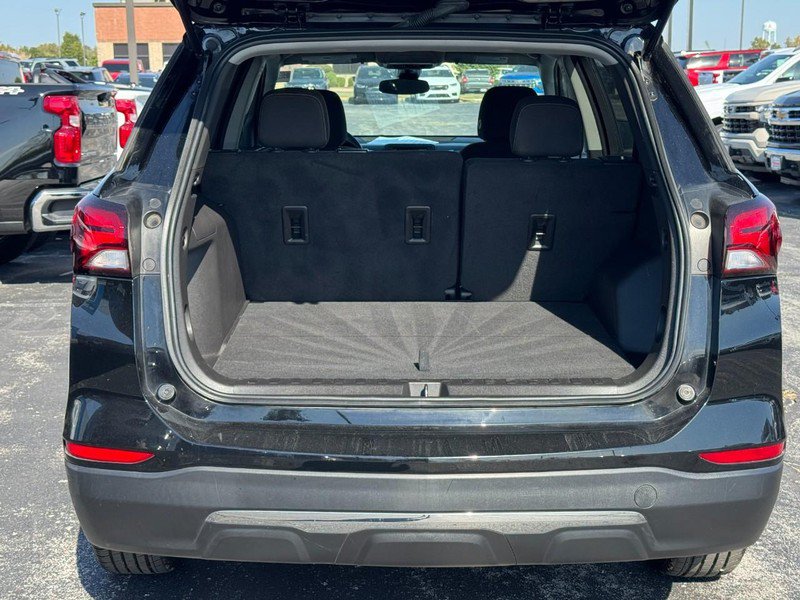 Used 2023 Chevrolet Equinox LT AWD/4WD image 5