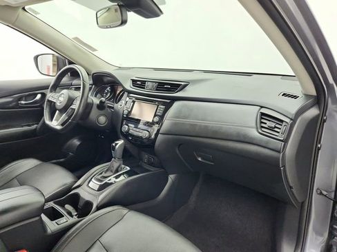 Used 2017 Nissan Rogue SL image 21