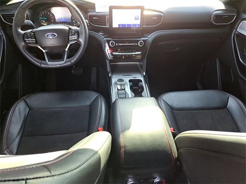 Used 2023 Ford Explorer ST-Line w/ Class IV Trailer Tow Package image 12