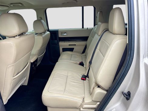 Used 2018 Ford Flex SEL w/ Equipment Group 202A image 26