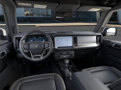 New 2026 Ford Bronco Outer Banks image 9