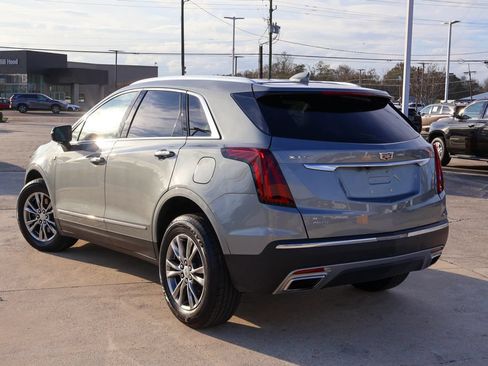 Used 2023 Cadillac XT5 Premium Luxury AWD/4WD image 2