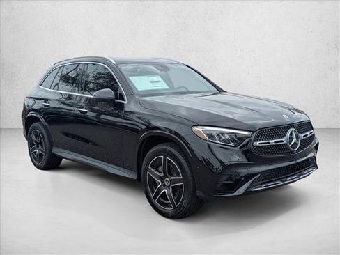 Used 2026 Mercedes-Benz GLC 300 image 6