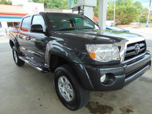 Used 2010 Toyota Tacoma 4x4 Double Cab image 20