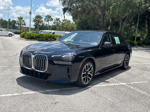 New 2025 BMW 760i xDrive AWD/4WD image 8